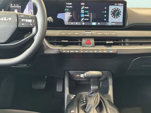 New 2026 Kia K4 FWD image 31