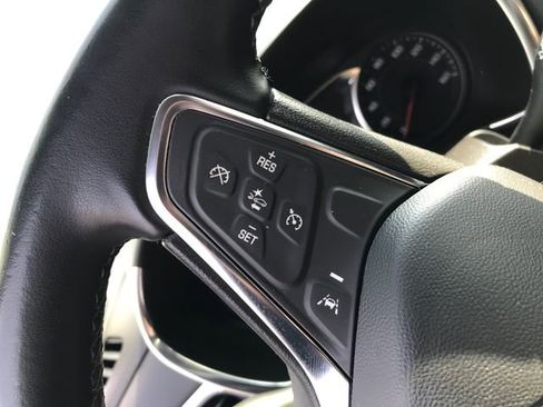 Certified 2024 Chevrolet Equinox LT image 9