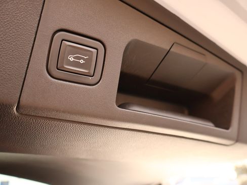 Used 2021 Cadillac XT5 Premium Luxury image 30