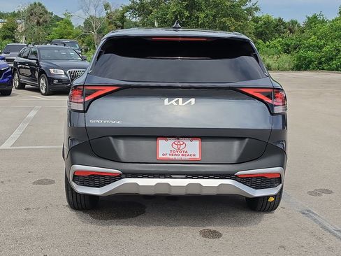 Certified 2024 Kia Sportage EX FWD image 5