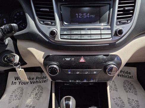 Used 2017 Hyundai Tucson SE w/ SE Popular Package 02 FWD image 20