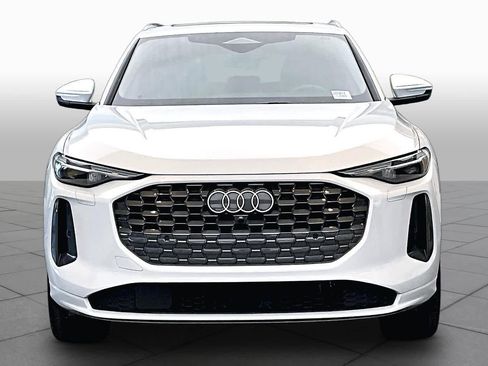 Certified 2025 Audi Q5 Premium w/ Premium Plus AWD/4WD image 3