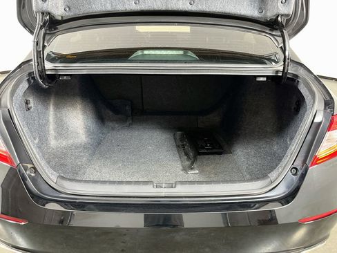Used 2021 Honda Accord Sport image 9