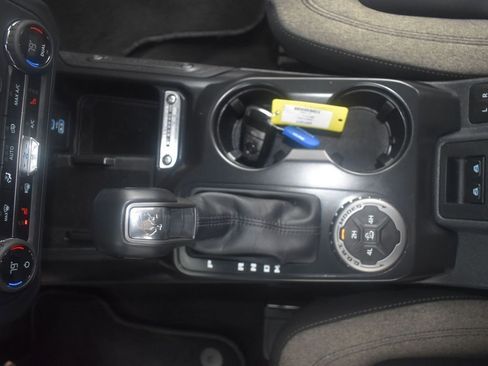 Used 2025 Ford Bronco Big Bend image 27