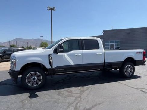 Used 2025 Ford F350 King Ranch AWD/4WD image 4