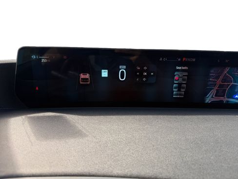 Certified 2025 Ford Expedition Platinum AWD/4WD image 11