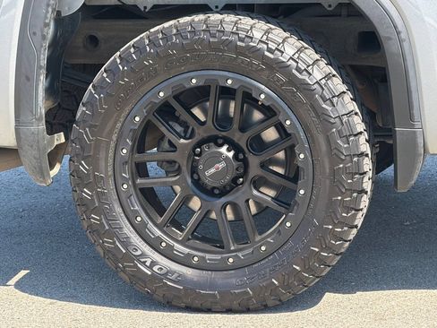 Used 2023 GMC Sierra 1500 Elevation AWD/4WD image 32