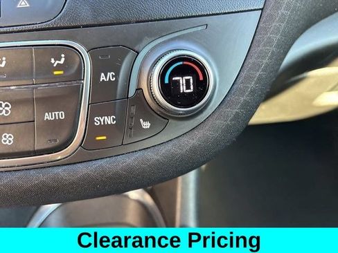 Used 2024 Chevrolet Malibu LT FWD image 25