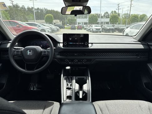 Certified 2023 Honda Accord LX image 28