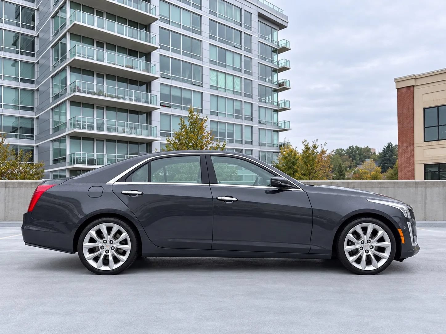 Used 2017 Cadillac CTS Premium Luxury w/ Technology Package AWD/4WD image 4