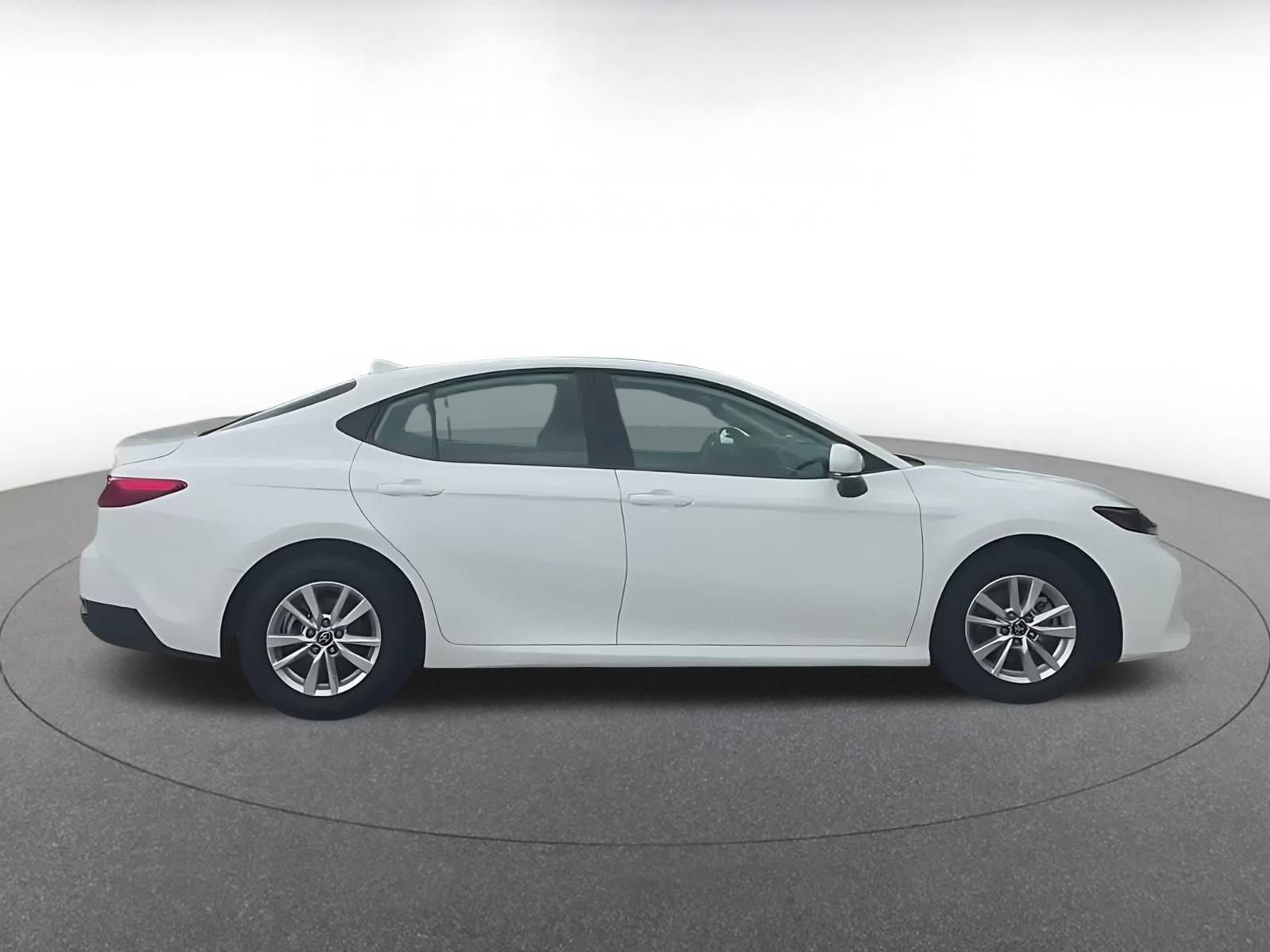 Used 2025 Toyota Camry LE FWD image 15