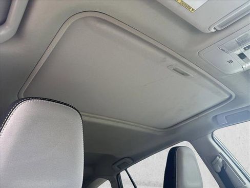 Used 2017 Toyota RAV4 XLE FWD image 25