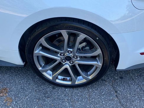 Used 2018 Ford Mustang GT Premium RWD image 9
