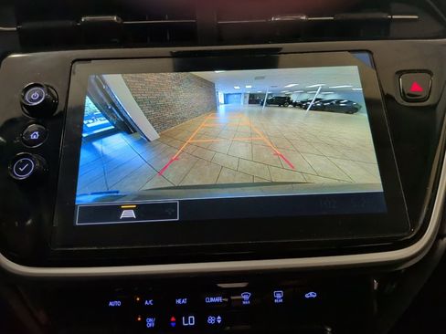 Used 2023 Chevrolet Bolt EUV LT w/ Driver Confidence Package FWD image 15