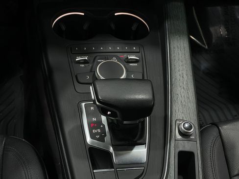 Used 2017 Audi A4 2.0T Premium w/ Convenience Package image 29