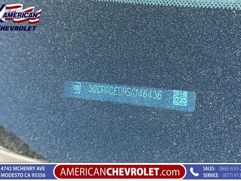 Used 2025 Chevrolet Silverado 1500 LT RWD image 3