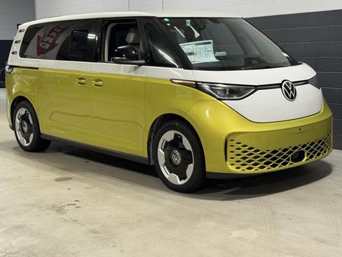 New 2025 Volkswagen ID. Buzz Pro S Plus image 1