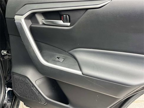 Used 2024 Toyota RAV4 XLE Premium image 23