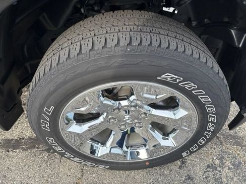 Used 2023 RAM 1500 Big Horn AWD/4WD image 21