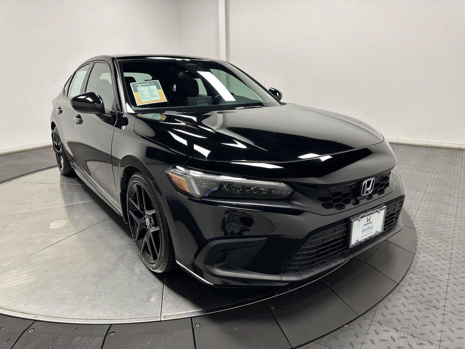 Used 2024 Honda Civic Sport image 2
