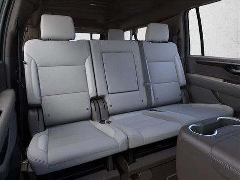 New 2026 Chevrolet Suburban LS RWD image 17