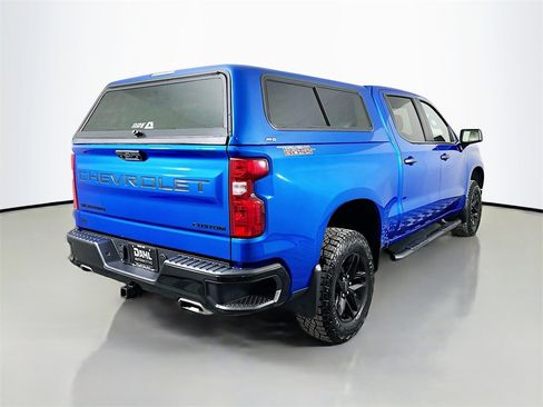 Used 2024 Chevrolet Silverado 1500 Custom Trail Boss w/ LPO, Dark Essentials Package image 7