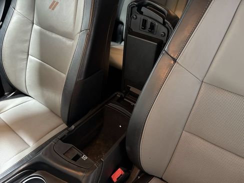 Used 2022 Dodge Durango R/T w/ Blacktop Package RWD image 36