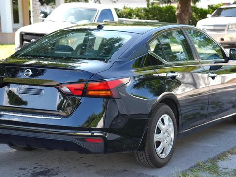 Used 2020 Nissan Altima 2.5 S FWD image 6