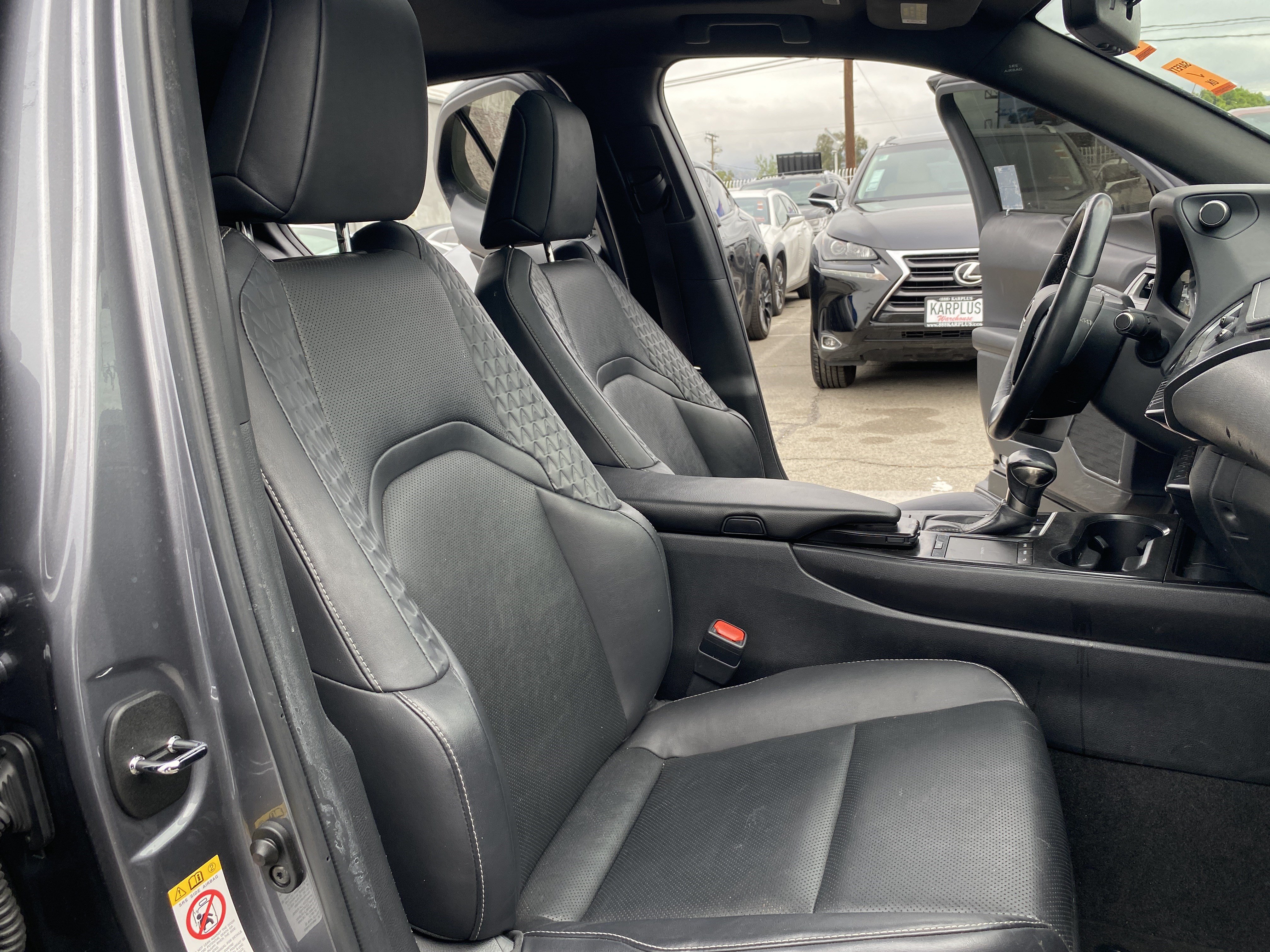 Used 2019 Lexus UX 200 w/ Premium Package FWD image 23