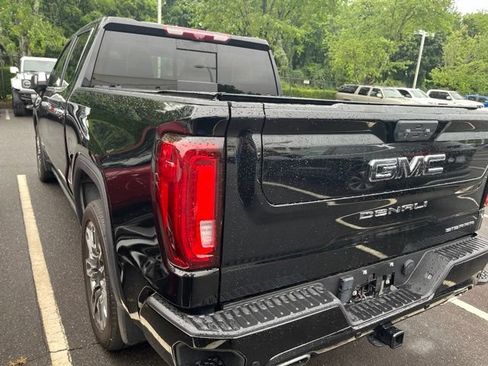 Used 2023 GMC Sierra 1500 Denali Ultimate AWD/4WD image 4