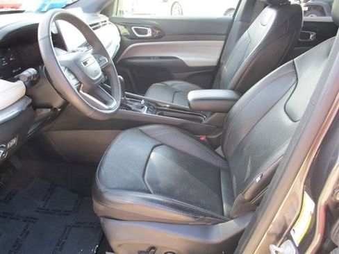 Used 2023 Jeep Compass Limited w/ Elite Group image 11