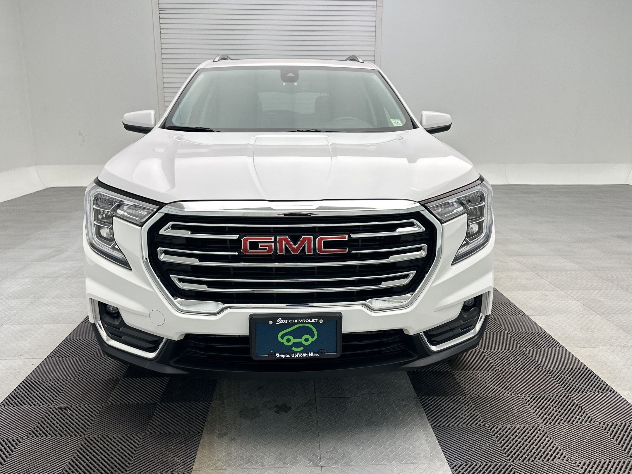 Certified 2024 GMC Terrain SLT AWD/4WD image 6
