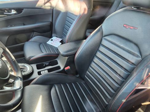Used 2023 Kia Forte GT w/ GT2 Package image 8