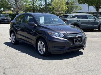 Used 2018 Honda HR-V LX video 1