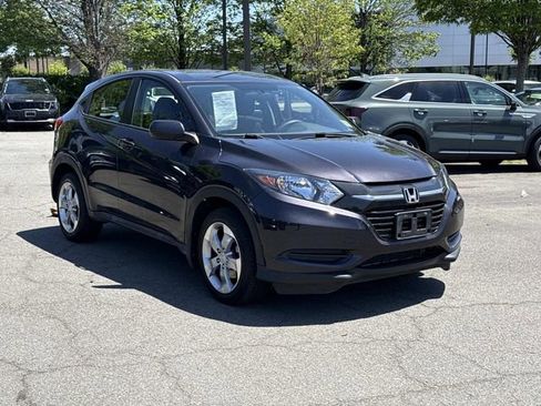 Used 2018 Honda HR-V LX image 1