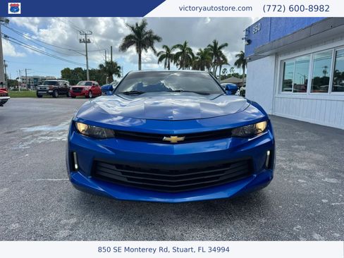 Used 2018 Chevrolet Camaro LT RWD image 2