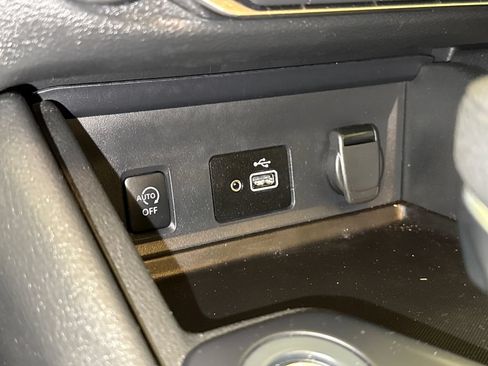 Used 2024 Nissan Sentra S w/ Trunk Package FWD image 23