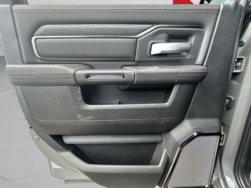 New 2026 RAM 2500 4x4 Crew Cab image 26