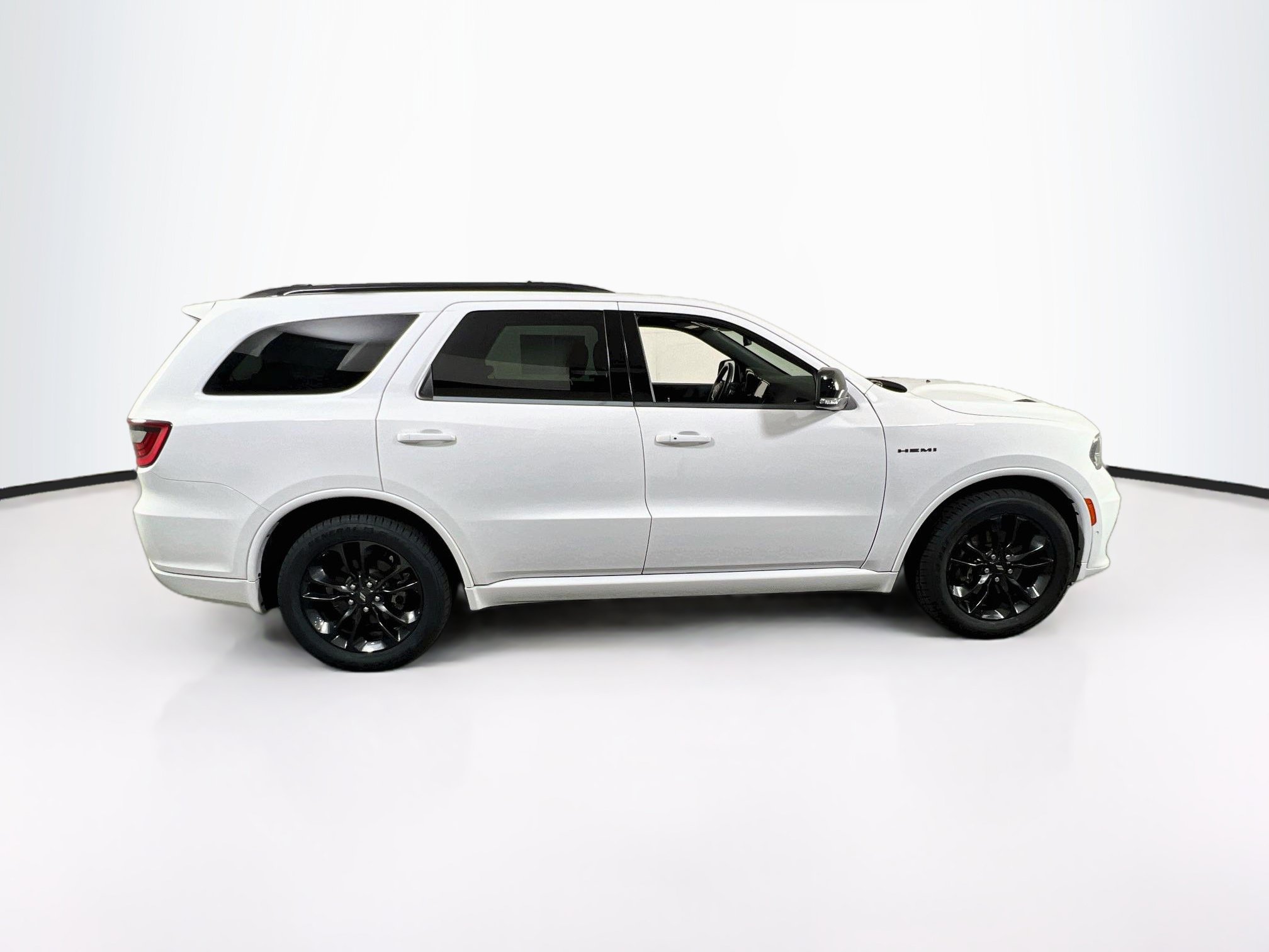 Used 2023 Dodge Durango R/T AWD/4WD image 4