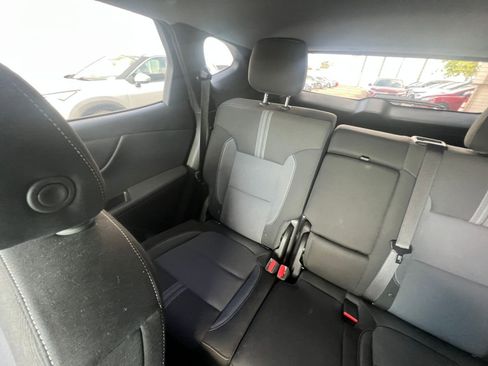 Used 2025 Chevrolet Blazer LT image 39