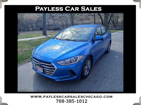 Used 2017 Hyundai Elantra SE FWD image 1