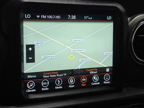 Used 2019 Jeep Wrangler Unlimited Sahara AWD/4WD image 6