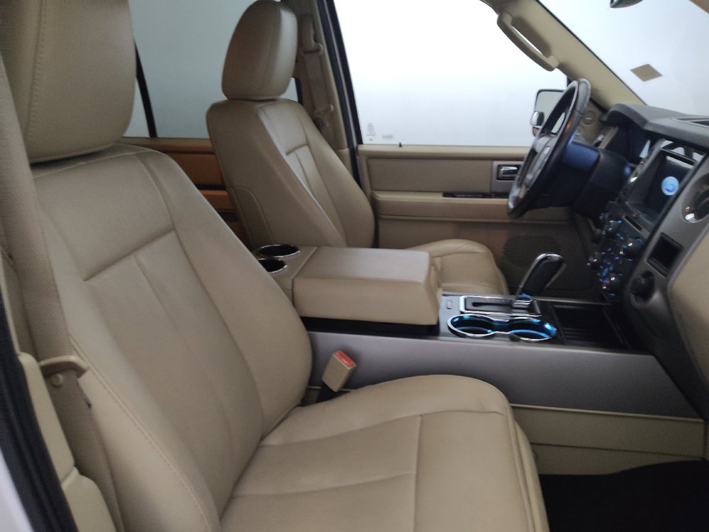 Used 2016 Ford Expedition EL Limited w/ Equipment Group 301A AWD/4WD image 21