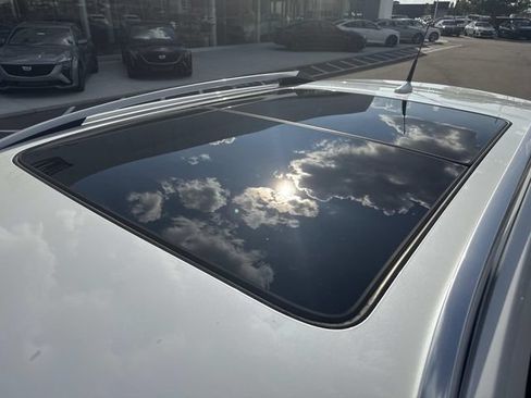 Used 2012 Cadillac SRX Performance FWD image 12
