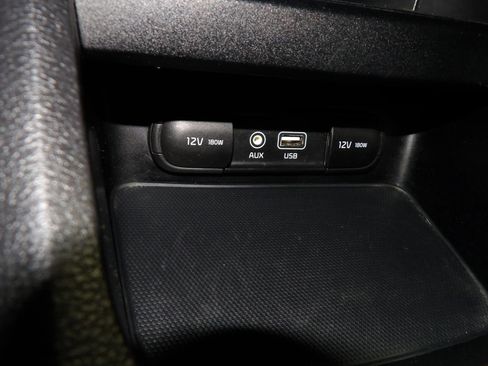 Used 2020 Kia Forte LXS image 14