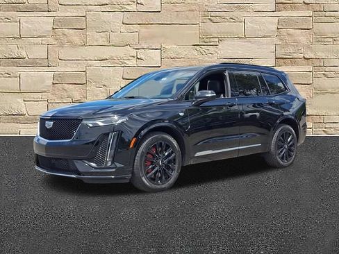 Certified 2025 Cadillac XT6 Sport w/ Technology Package AWD/4WD image 1