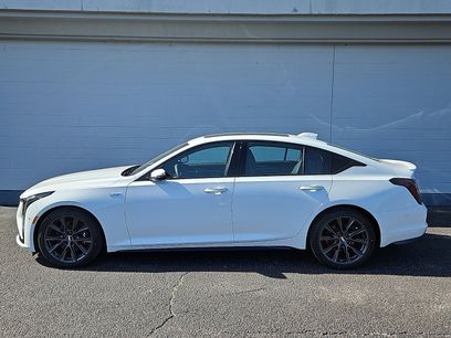 New 2026 Cadillac CT5 V