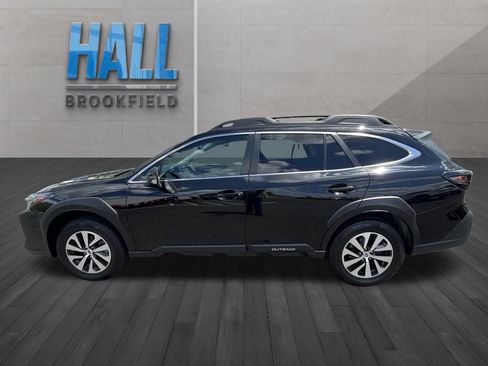 Used 2023 Subaru Outback Premium AWD/4WD image 2
