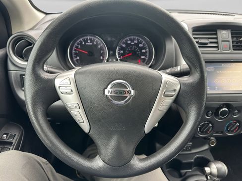 Used 2019 Nissan Versa SV FWD image 13