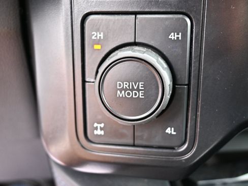 Used 2026 Ford F250 Platinum AWD/4WD image 34